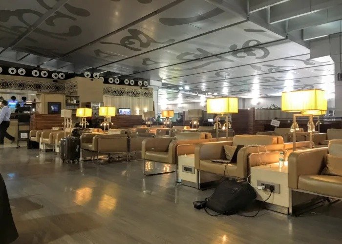 Reference gallery image for Travel club lounge