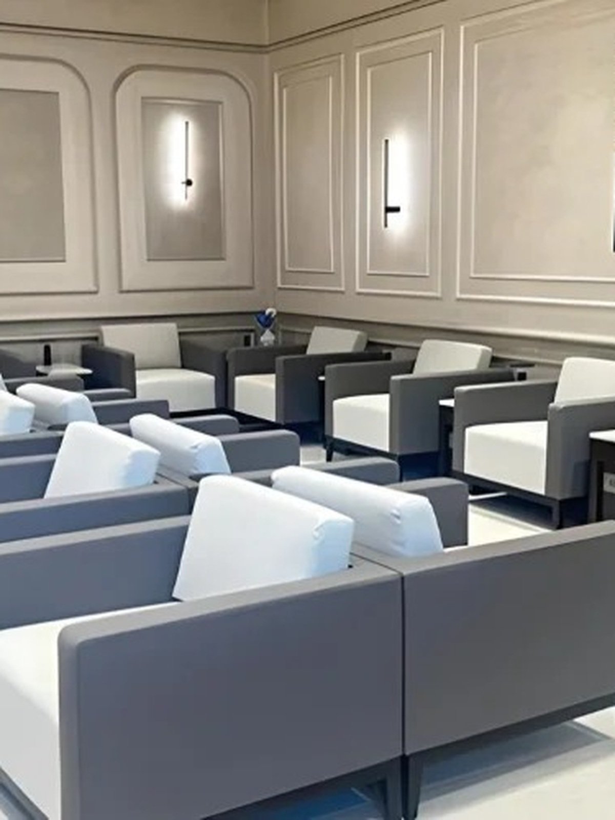 Reference image for Encalm Lounge