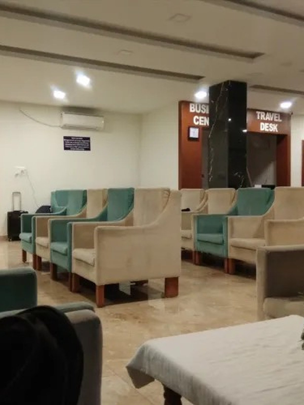 Reference image for EXECUTIVE LOUNGE
